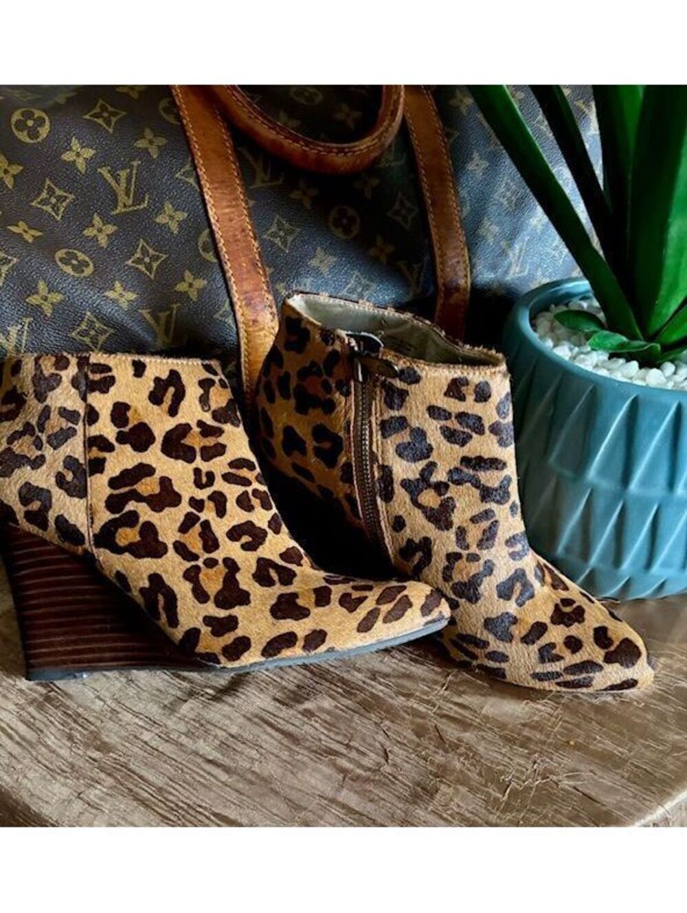 Adrienne Vittadini Leopard Pony Wedge (Tan) Sz-8